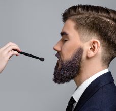 Męski makijaż – przesada czy zachodni powiew świeżości?