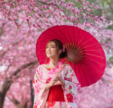 Moda japońska, czyli jak ubierać się w Japonii? Kilka rzeczy, których potrzebujesz!