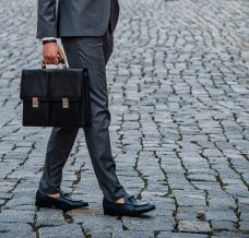 Funkcjonalna torba męska do pracy – jaką wybrać?